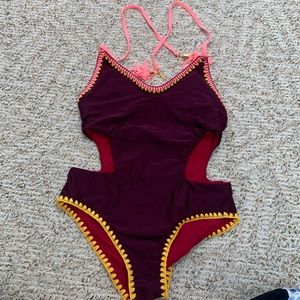 Reversible one piece bathing suit